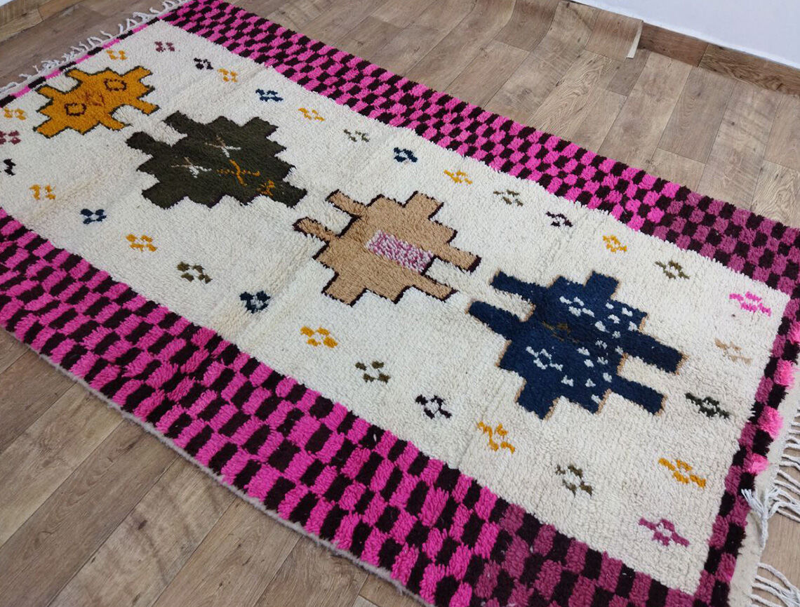 Unique moroccan carpet 256x150cm