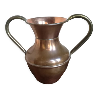 Vase ancien en cuivre