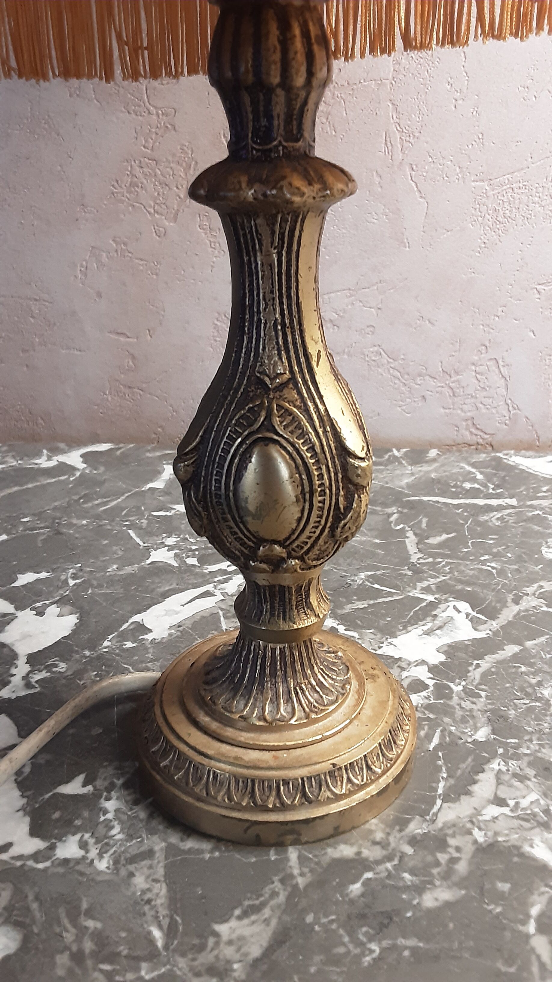 Bronze foot bedside lamp - old
