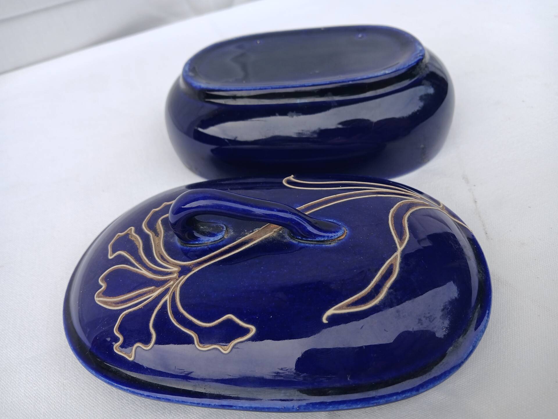 Vintage Art Deco ceramic sweet jar