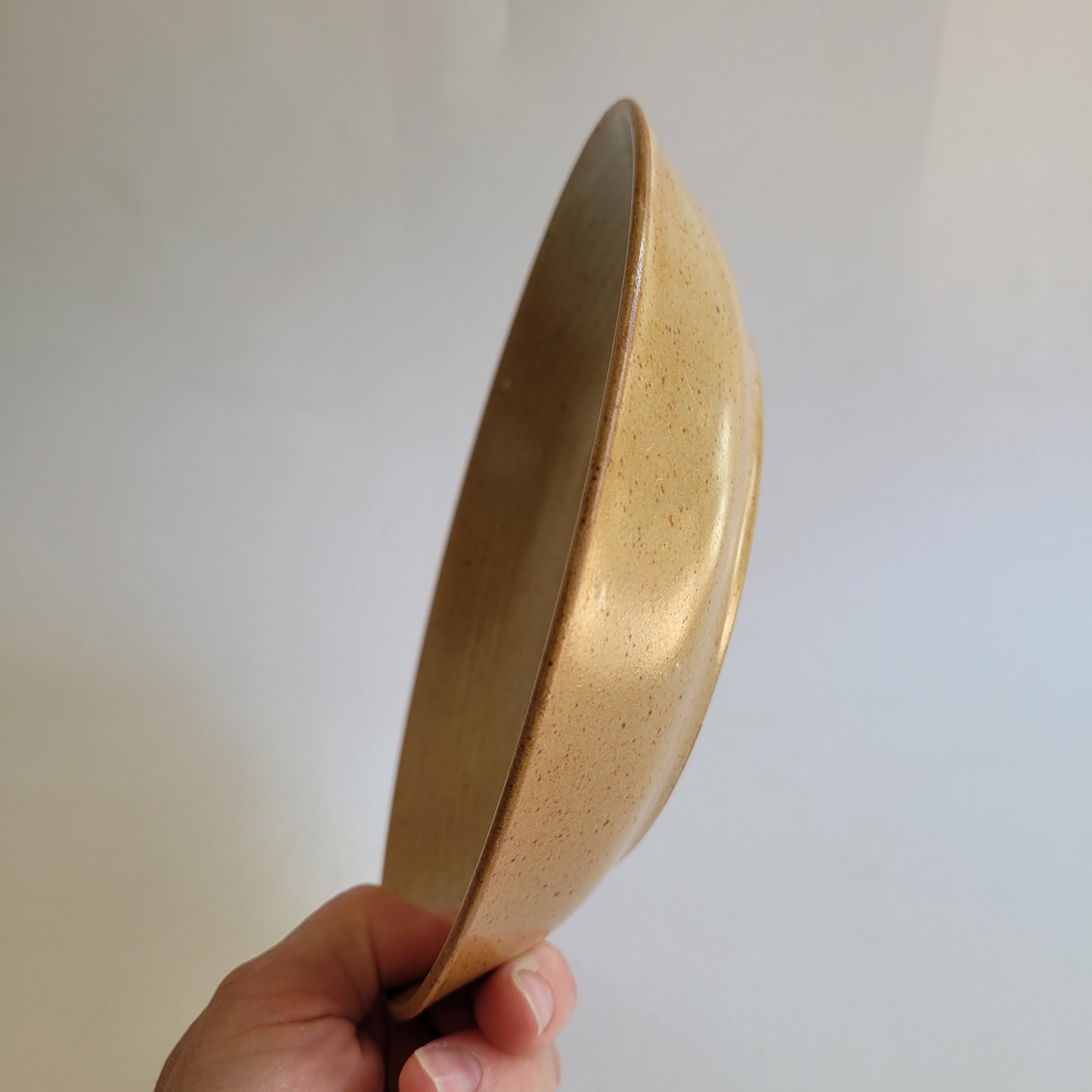 Set of 6 hollow sandstone plates