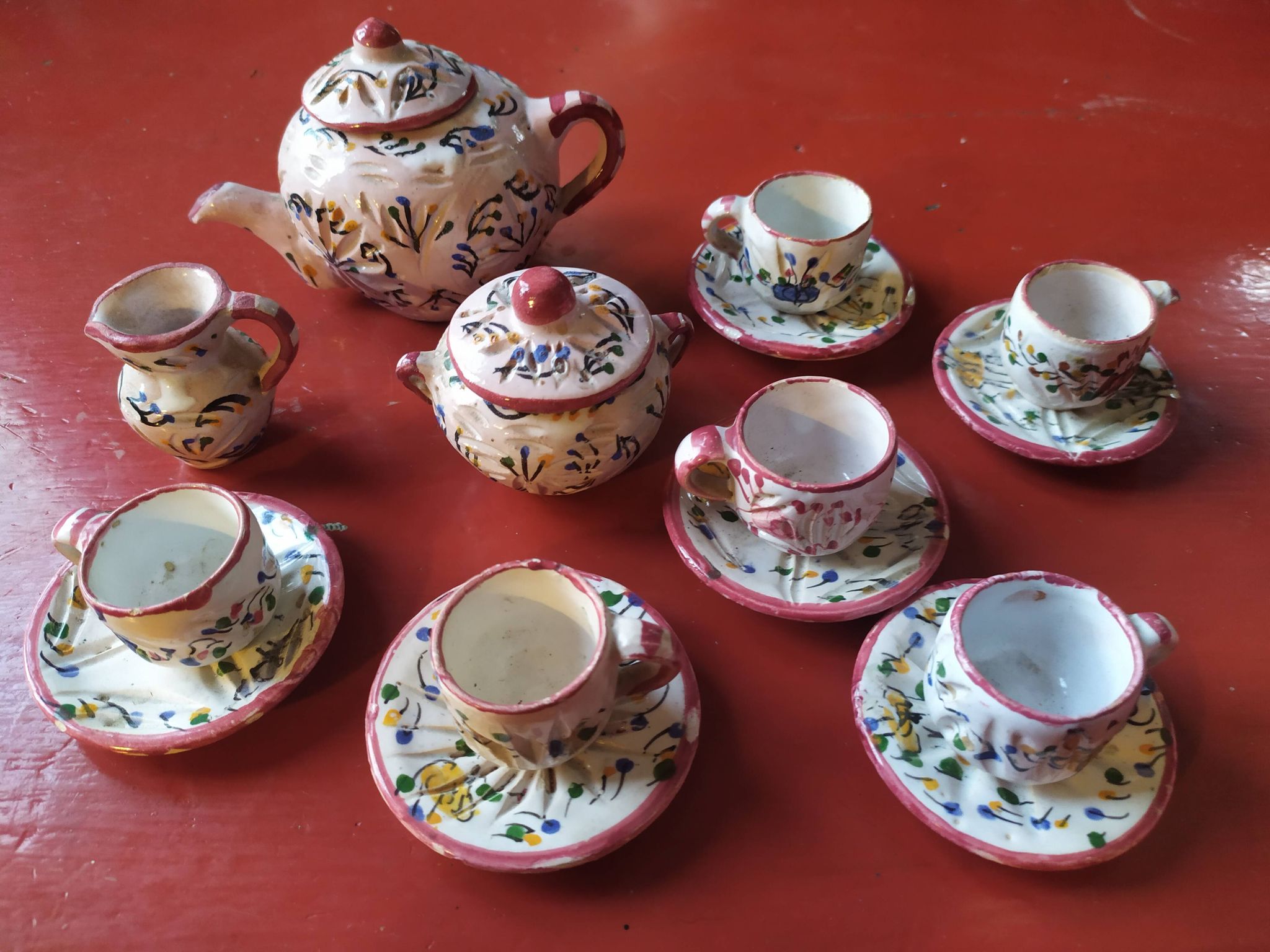 Earthenware dinner set