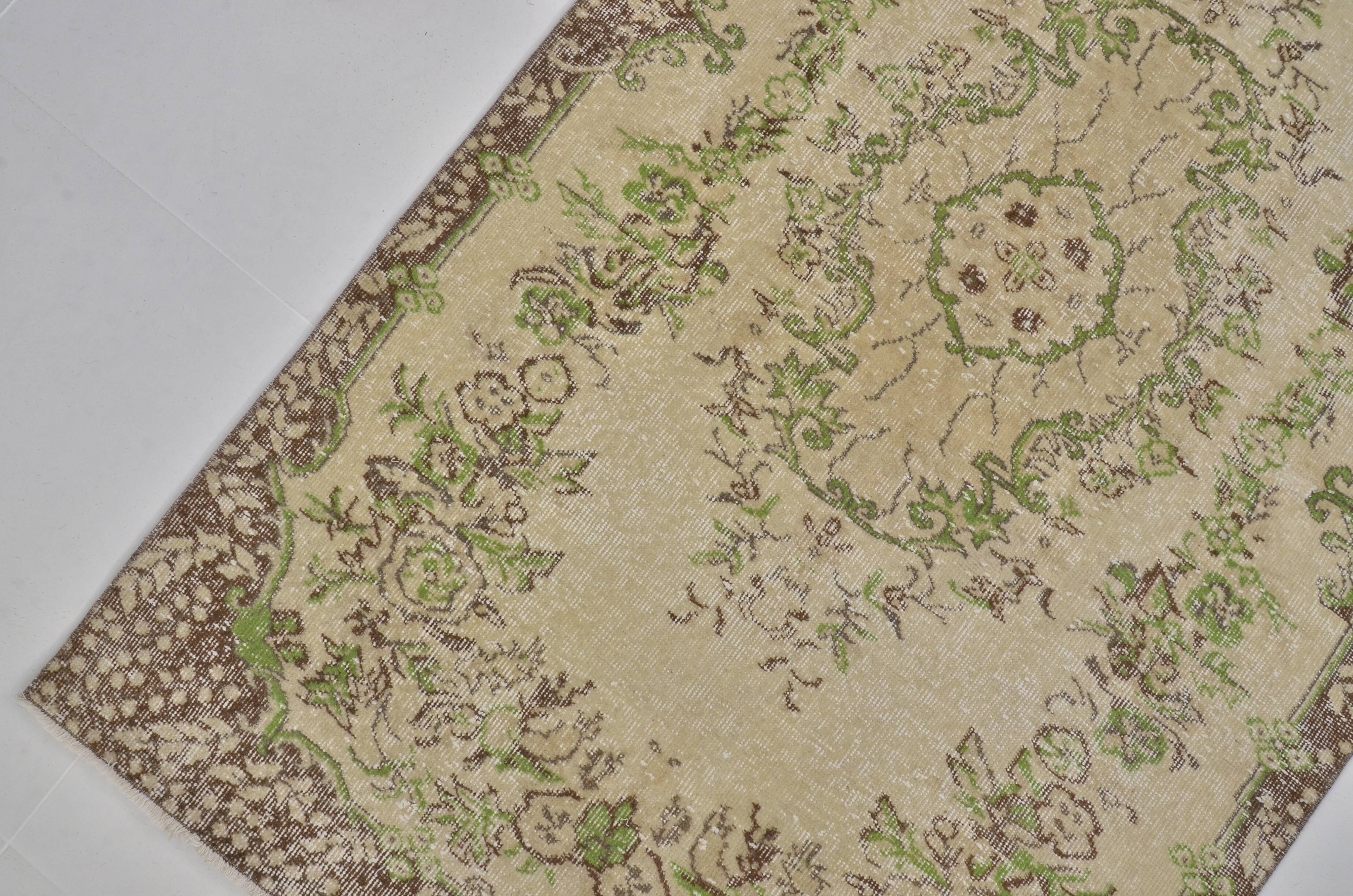 Vintage Anatolian Ouhak Carpet sku 2337