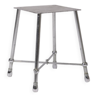 Quadripod metal stool