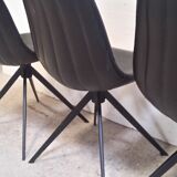 Set of 4 design chairs