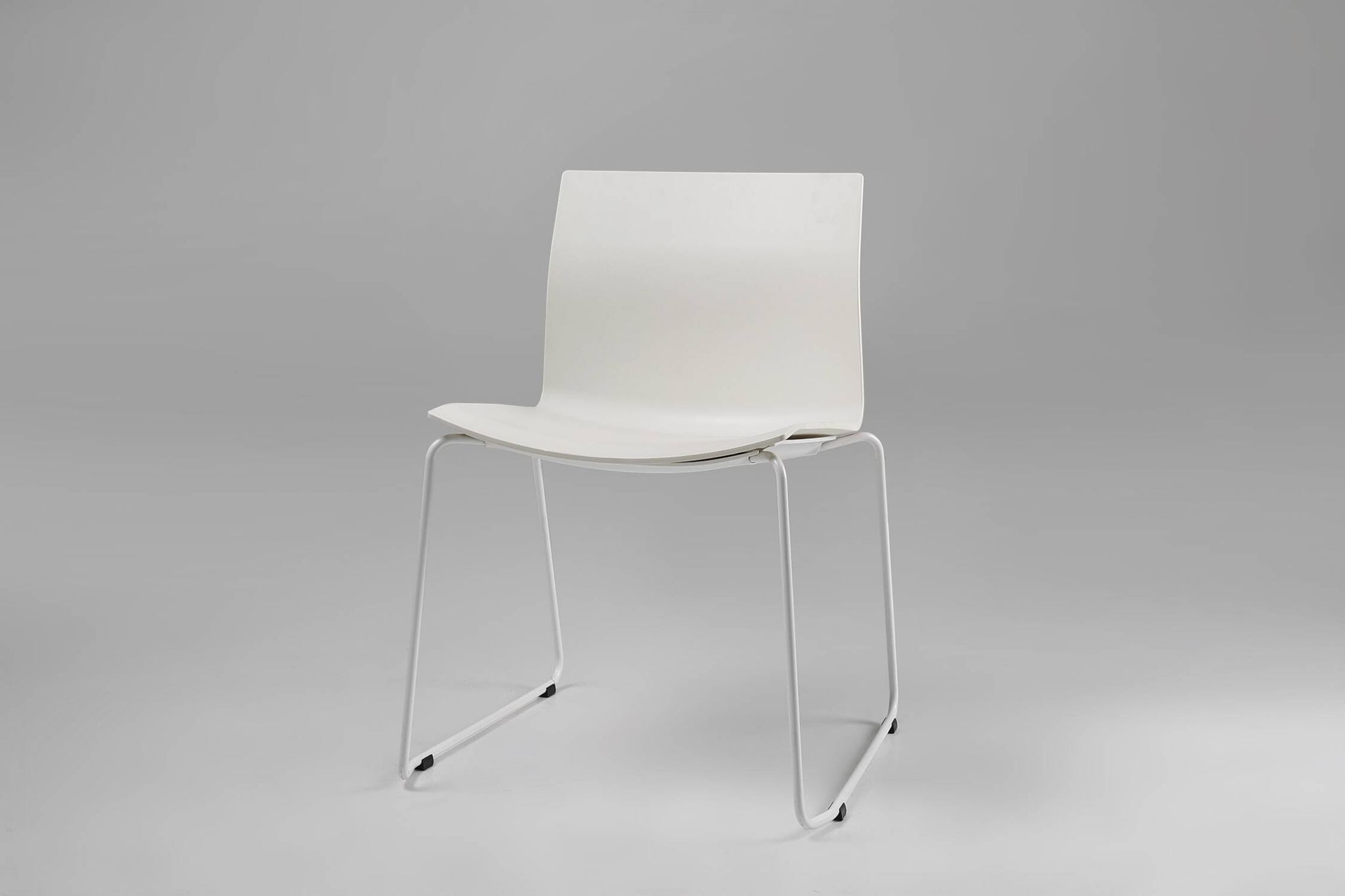 Mid-century white design chair with metal frame and plastic seat, Belgium