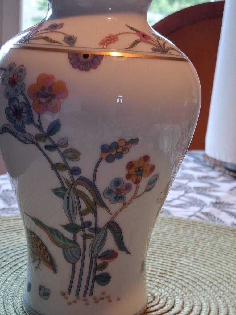 Splendid Haviland porcelain vase