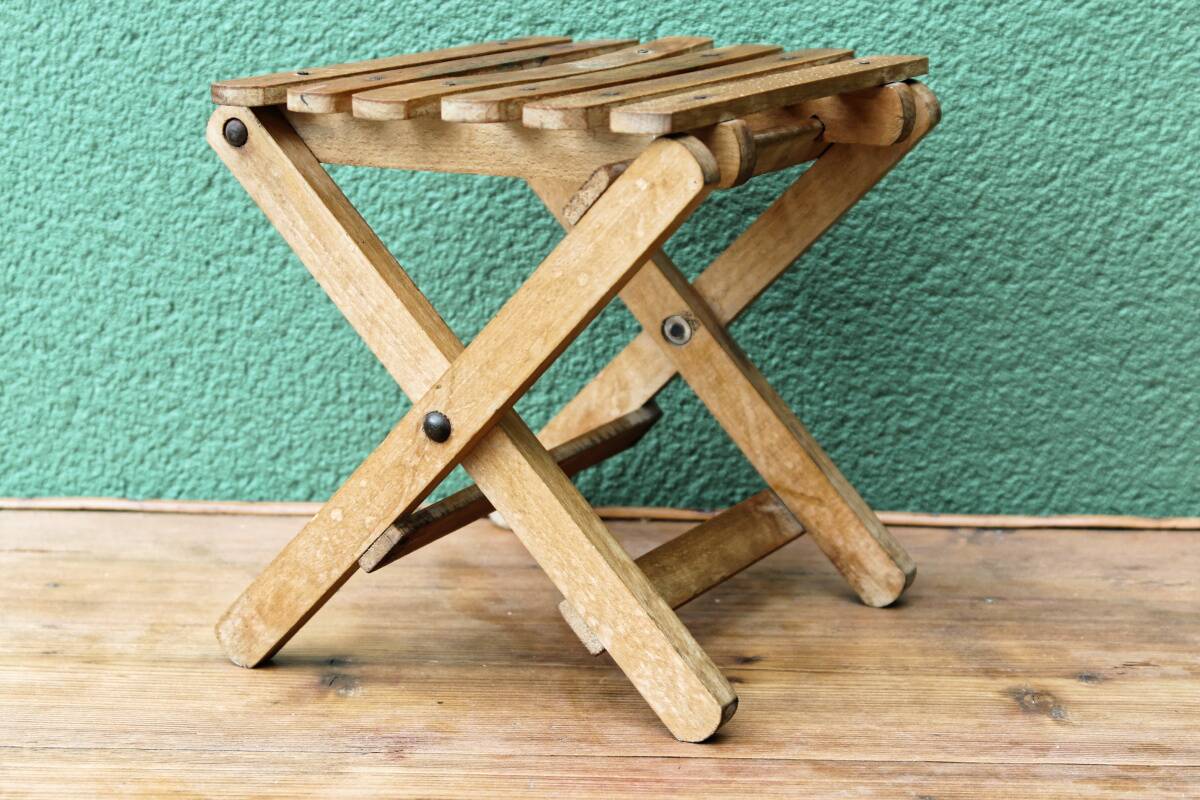 Folding slatted wood stool