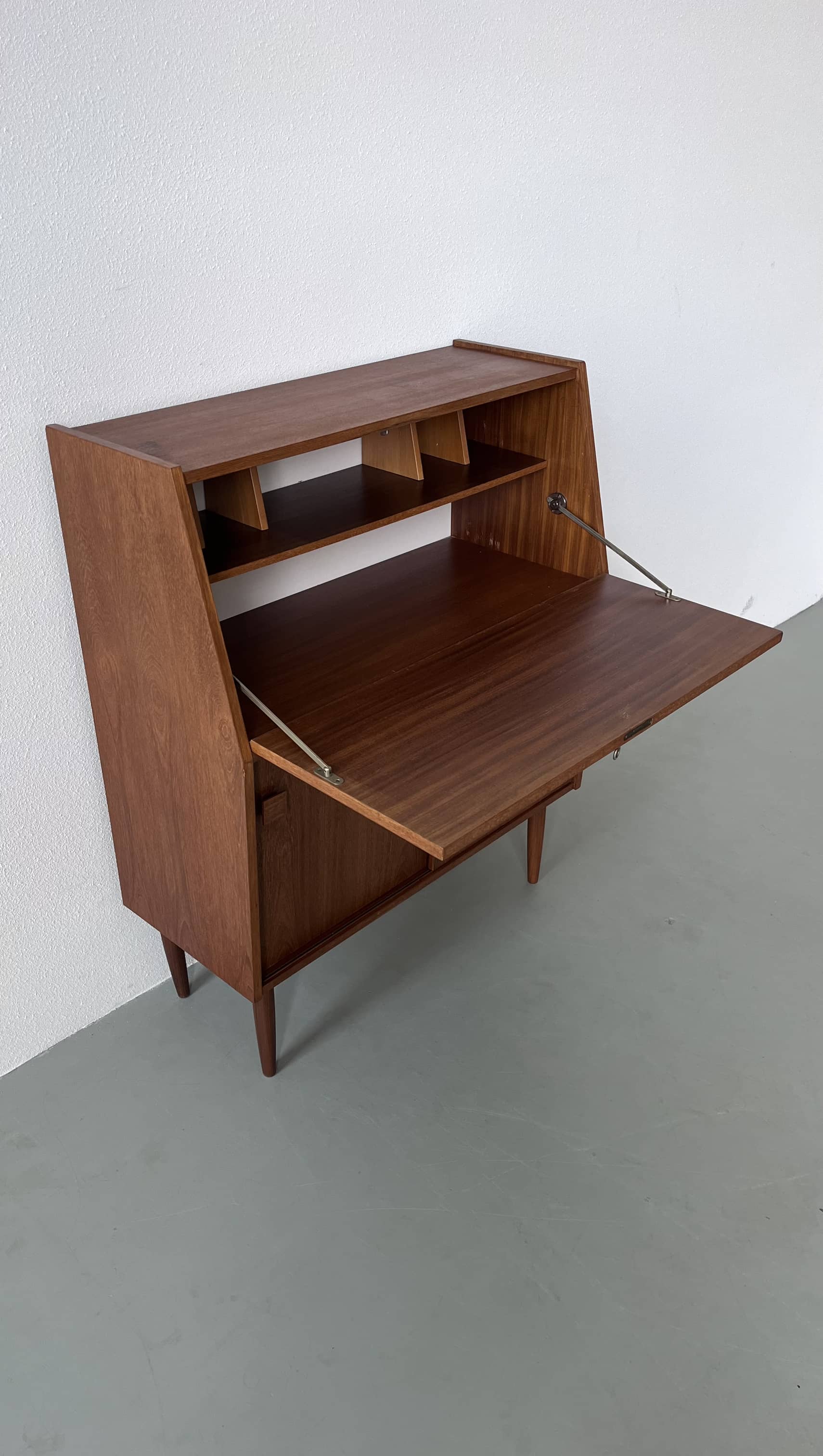 Teak writing desk from the 60