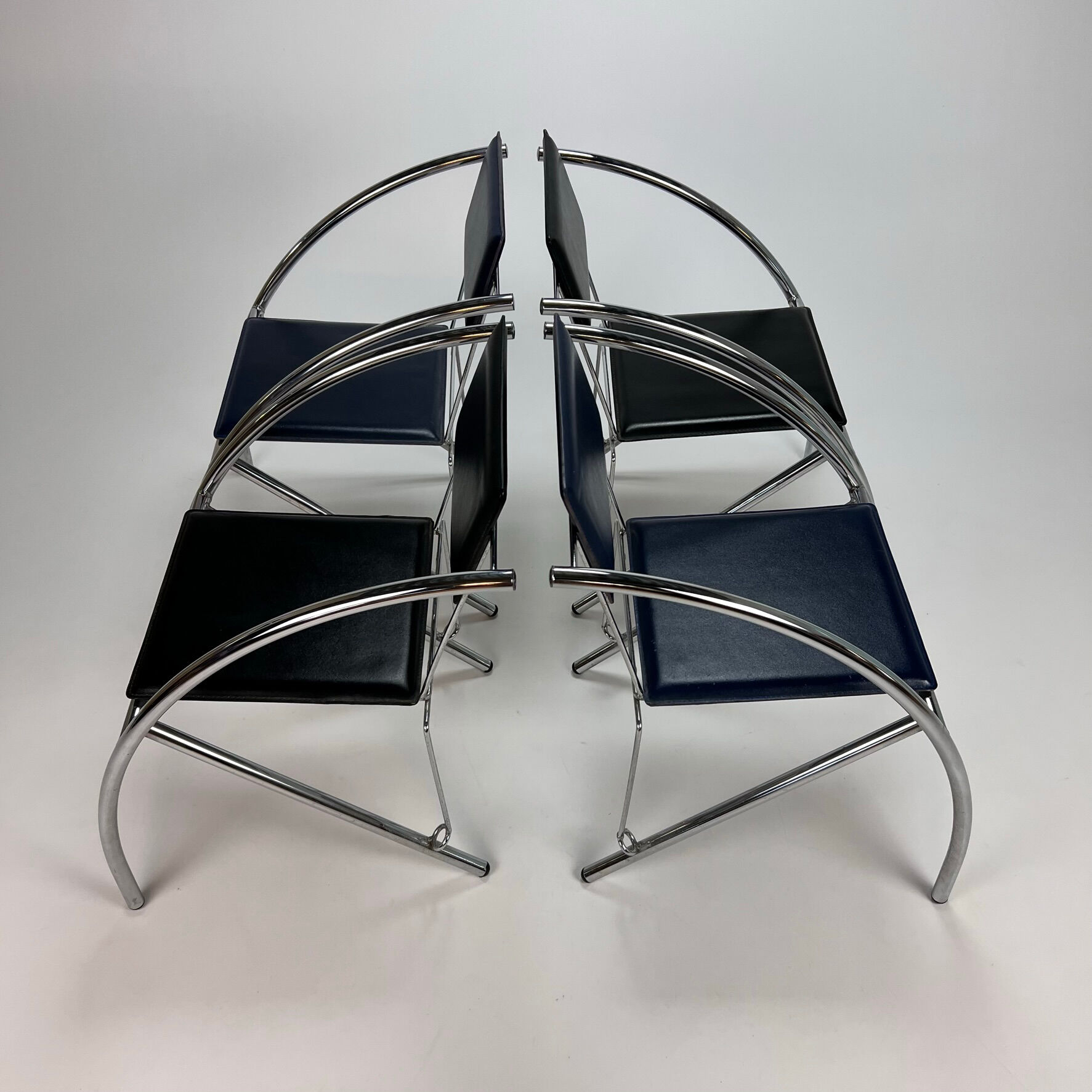 Set of 4 Postmodern Black and Blue and chrome tubular chairs, 1980s