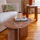 Table ovale en marbre corail