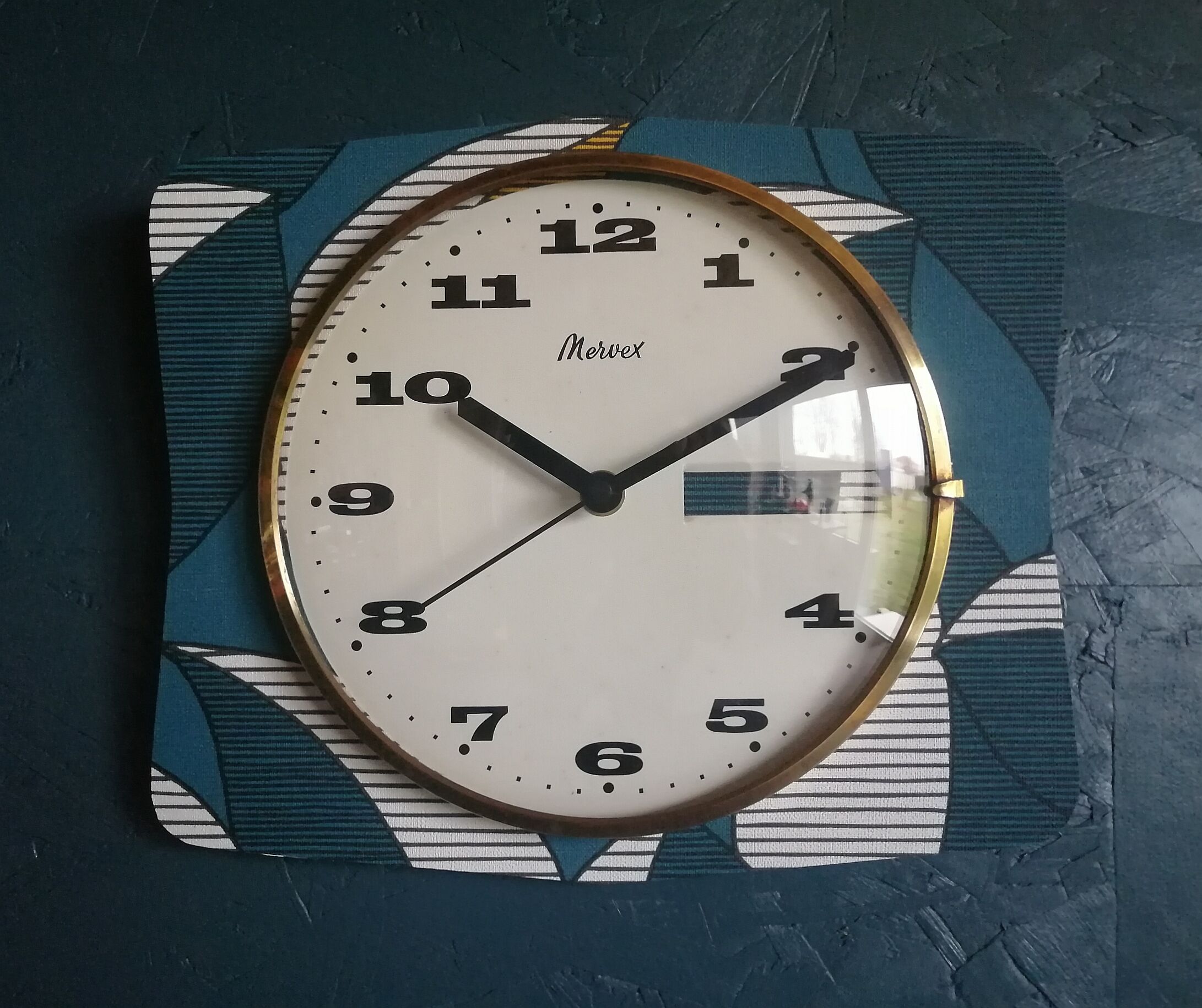 Vintage clock silent wall clock "Mervex blue white"