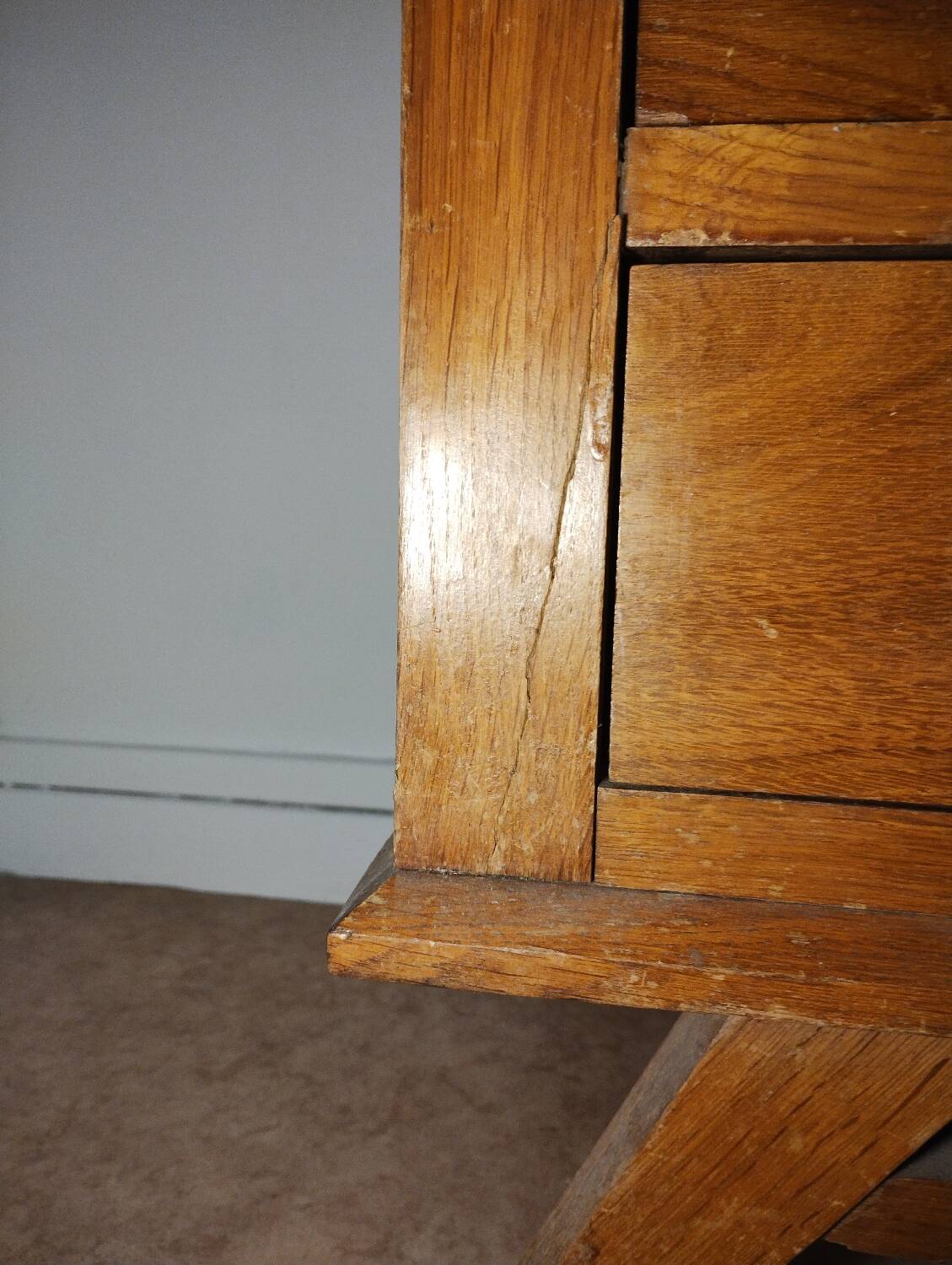 Vintage chest of drawers