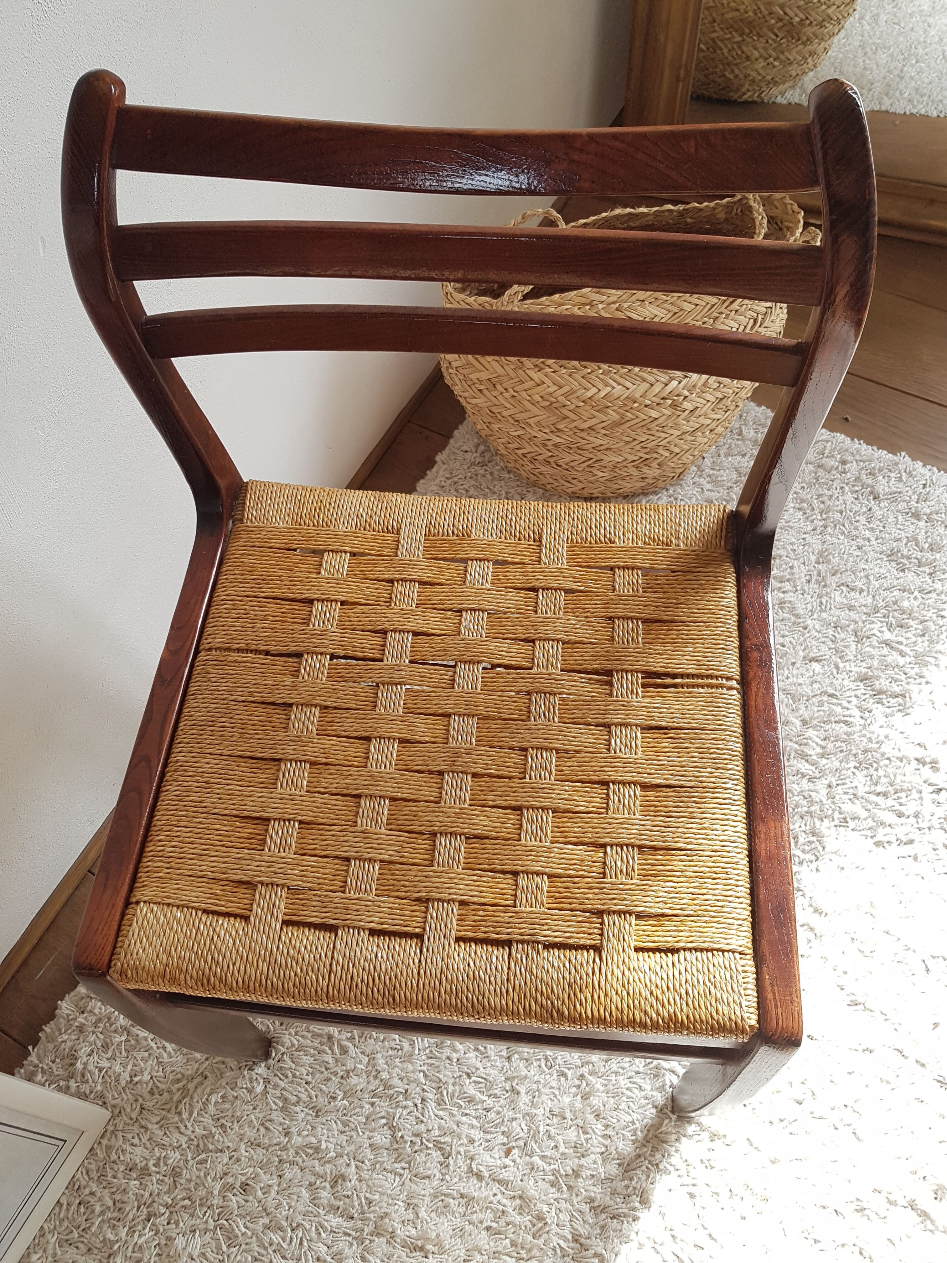 Pair of Scandinavian chairs in braided rope-circa 1960