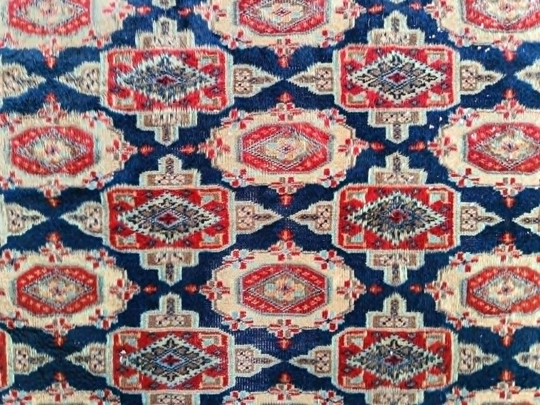 Tapis pakistanais fait main