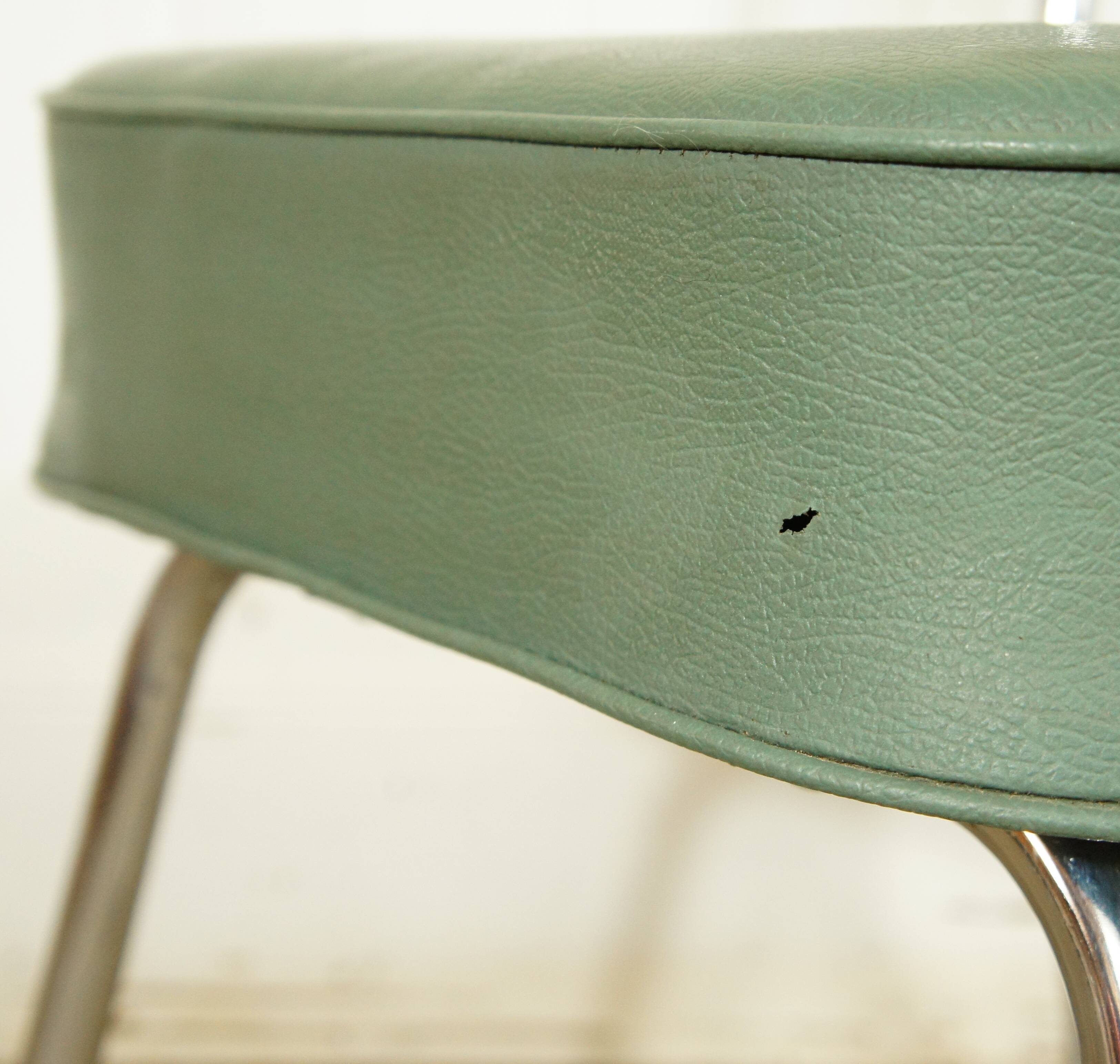 Industrial chair Pullman Ronéo 1950