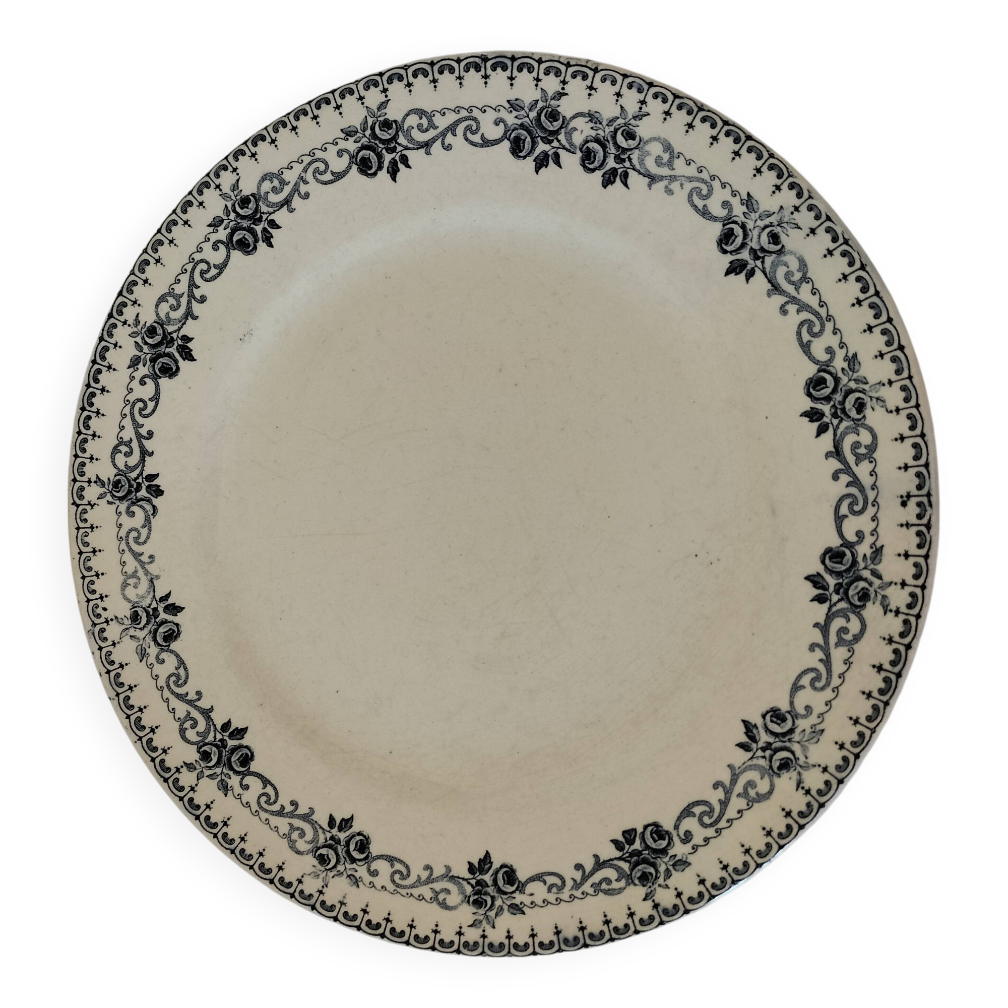 Plate from the H. Boulenger & Cie Choisy-le-Roi Parmentier model