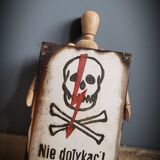 Skull 1 straight flash enamel plate