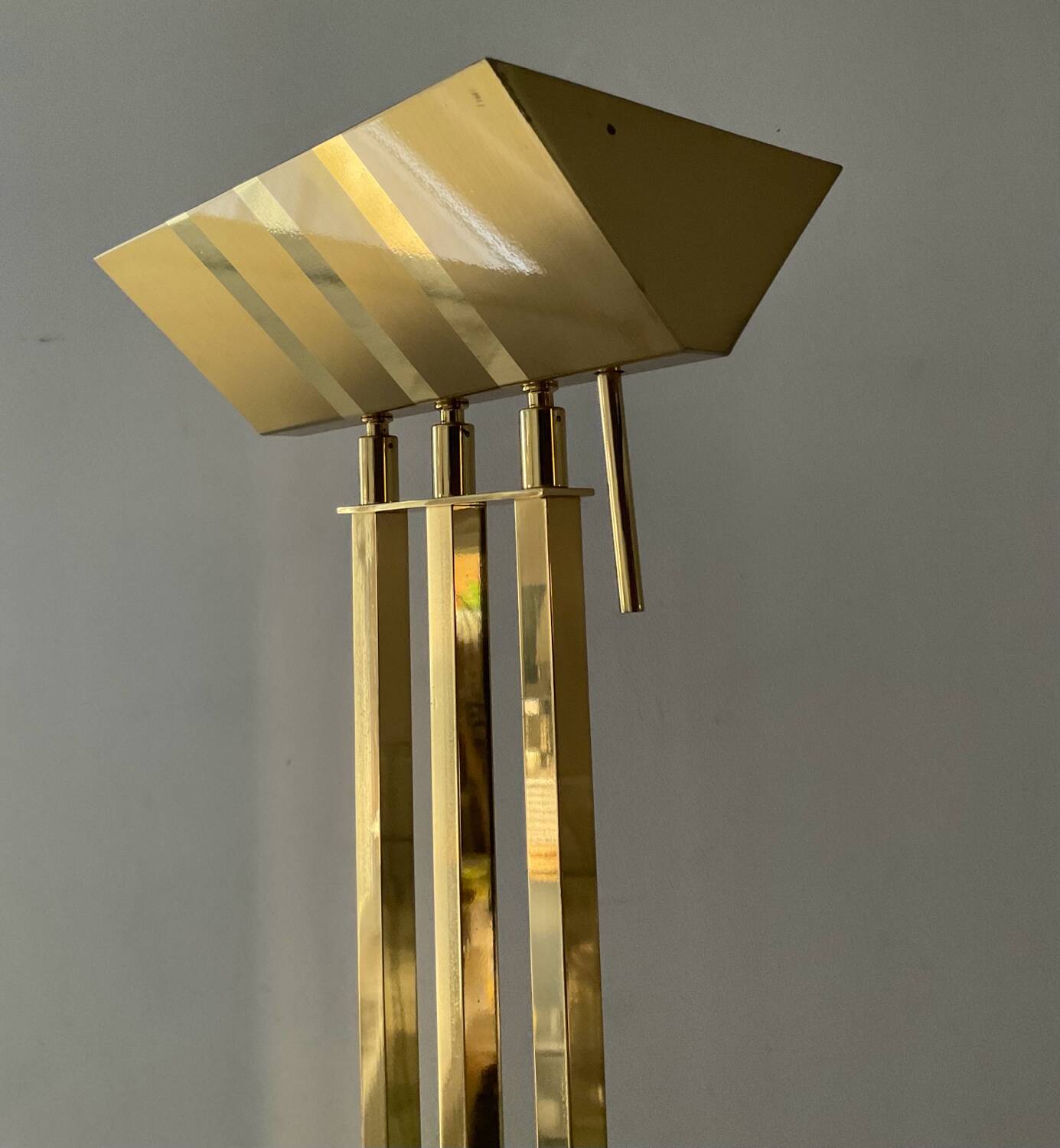 Maison Deknudt brass floor lamp from the 70s