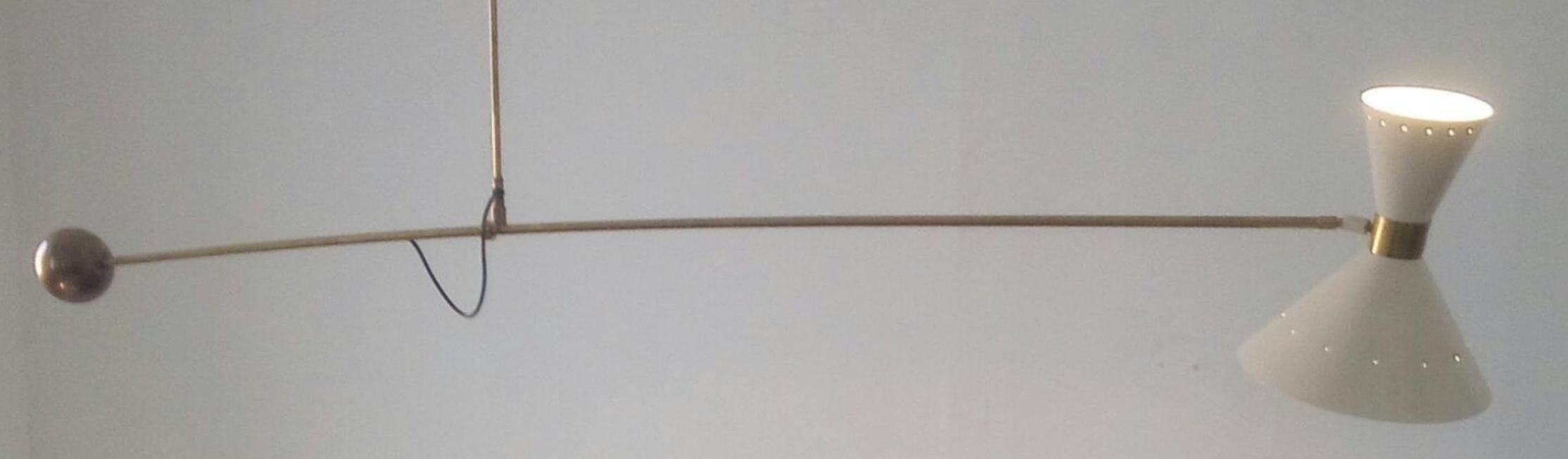 Pendant light in brass and lampshade white double lighting