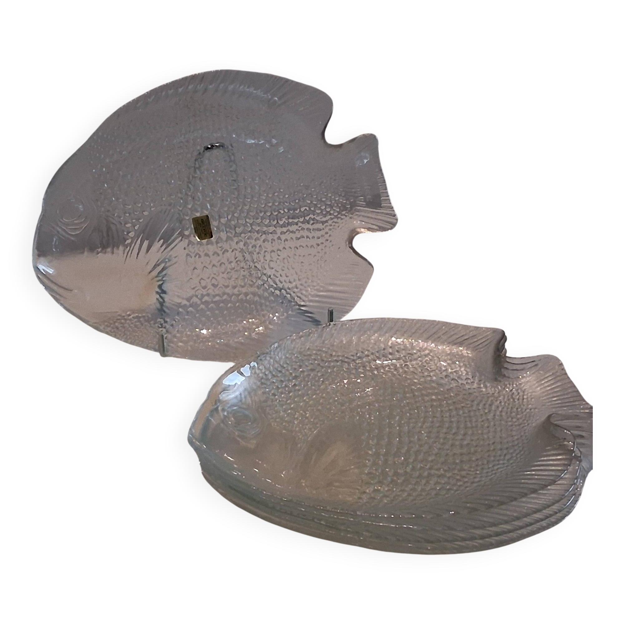 6 glass fish plates from Arcoroc in very good condition.