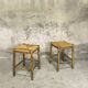 Paire de tabourets vintage en bois et paille