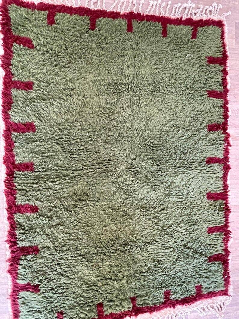 Traditional handmade pure wool rug, green, size 150 x 250 cm