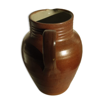 Large sandstone pitcher
