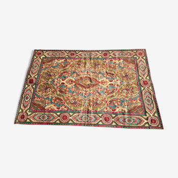 Indian carpet, designed by Elizabeth Paisley 275 x 183