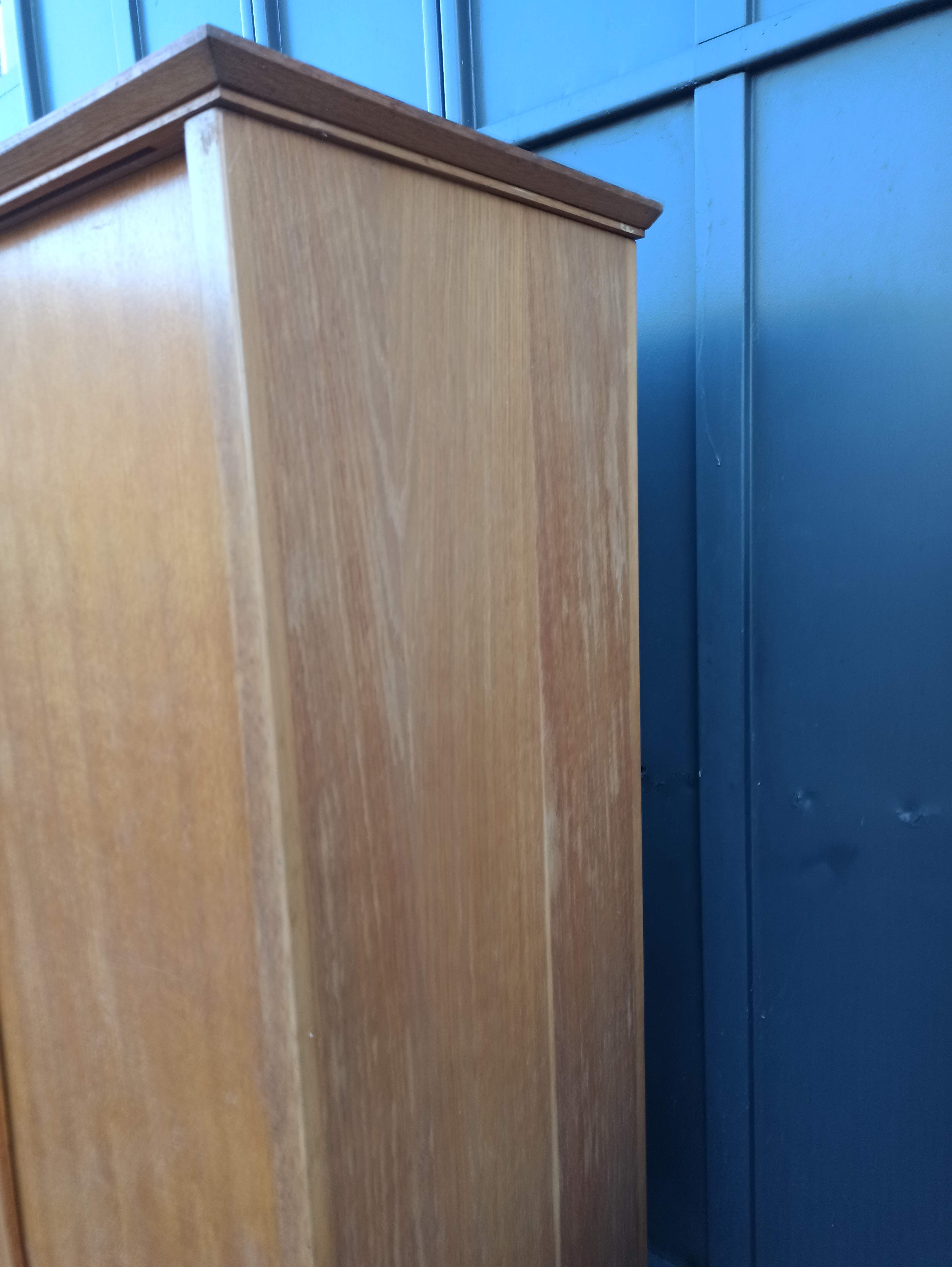 Linen wardrobe wardrobe year 50 - 2 sliding doors