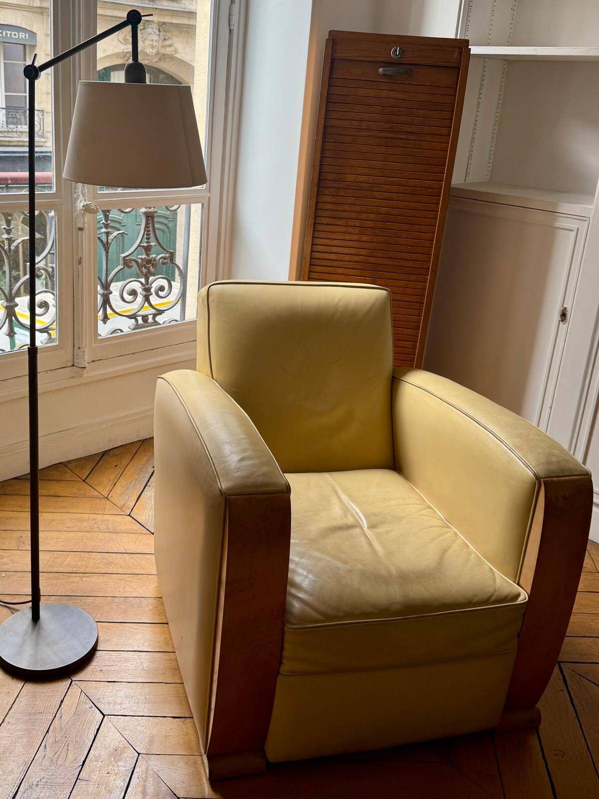 Fauteuil Hugues Chevalier – modèle Pullman – cuir & bois – Art déco