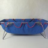 Folding travel cuffin