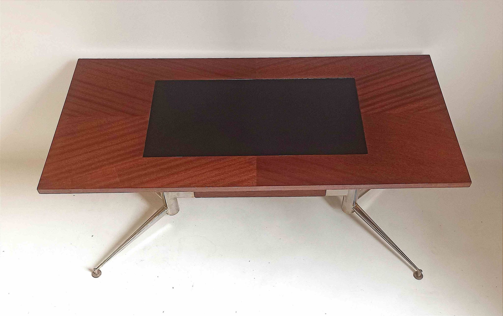 Vintage coffee table from the 1950s in mahogany and metal, with a tabletop width of 110 cm.