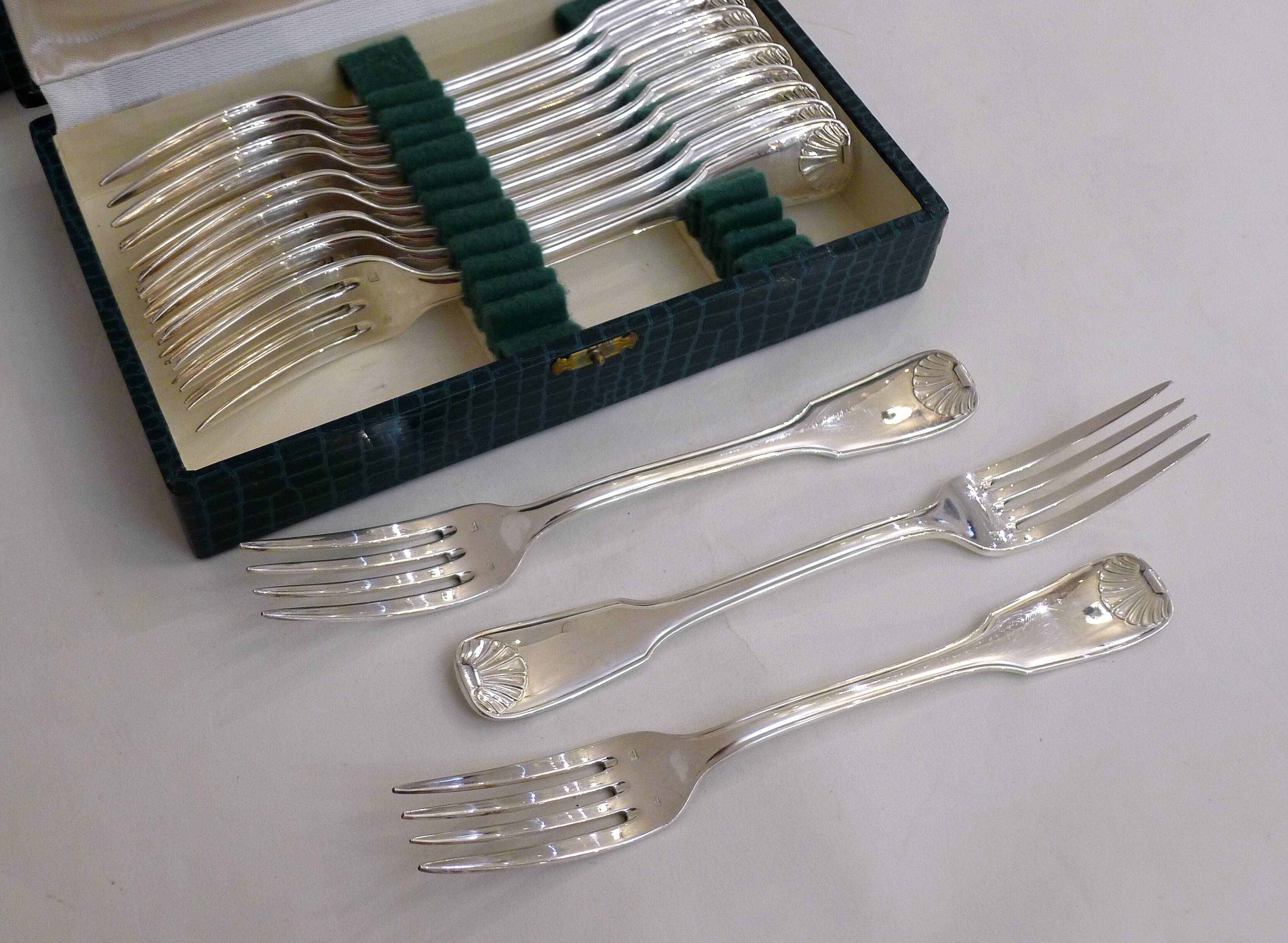 Cutlery set 36 pieces silver metal