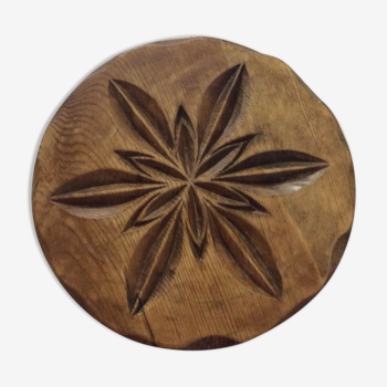 Wooden table mat