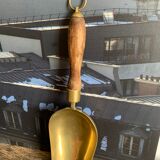 Vintage brass shovel & its pretty solid wood handle - In its juice!