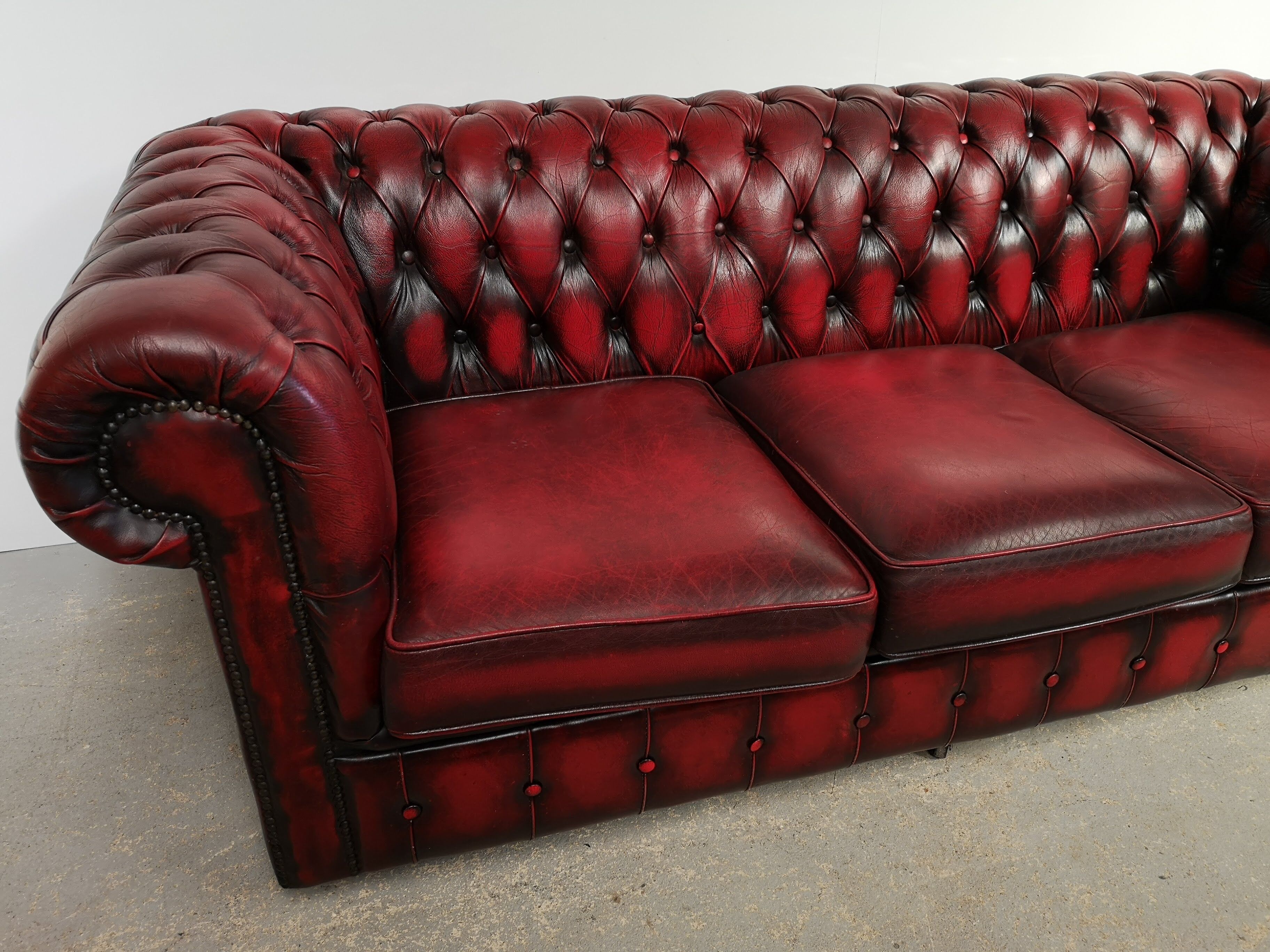 Chesterfield sofa red leather three seats