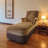 Vintage chaise longue / armchair / daybed with fringes