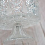 Crystal fruit cup with rounded edges