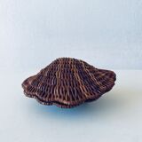 Wicker shell box