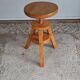 Tabouret d'atelier en bois
