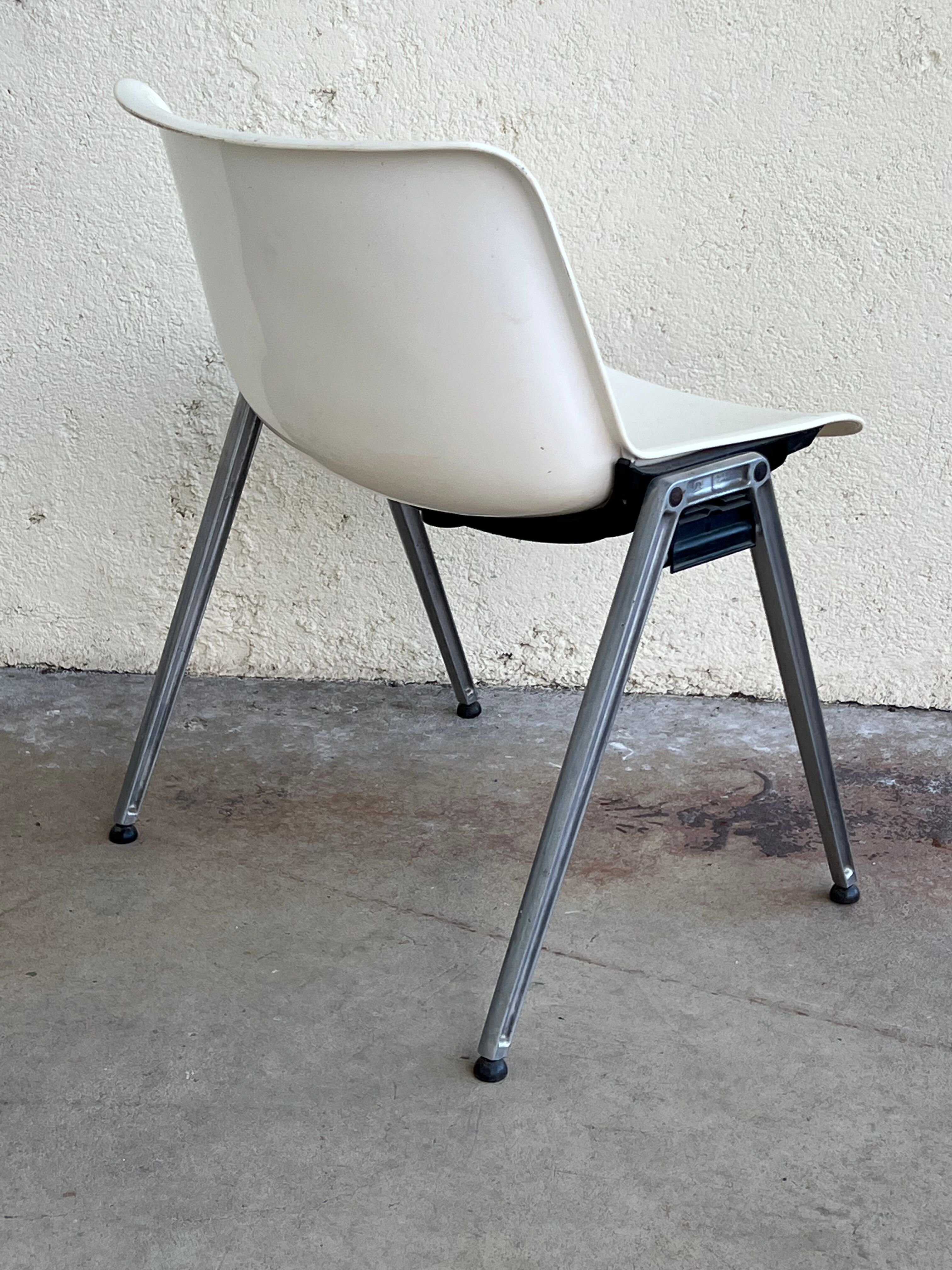 Tecno chair