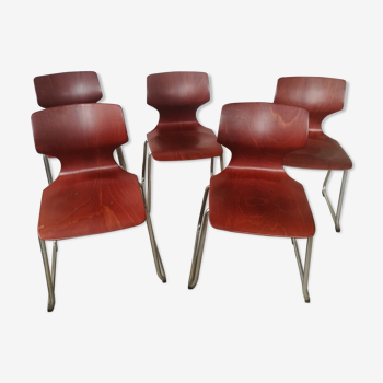 5 Flototto stackable chairs