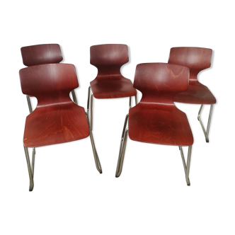 5 Flototto stackable chairs