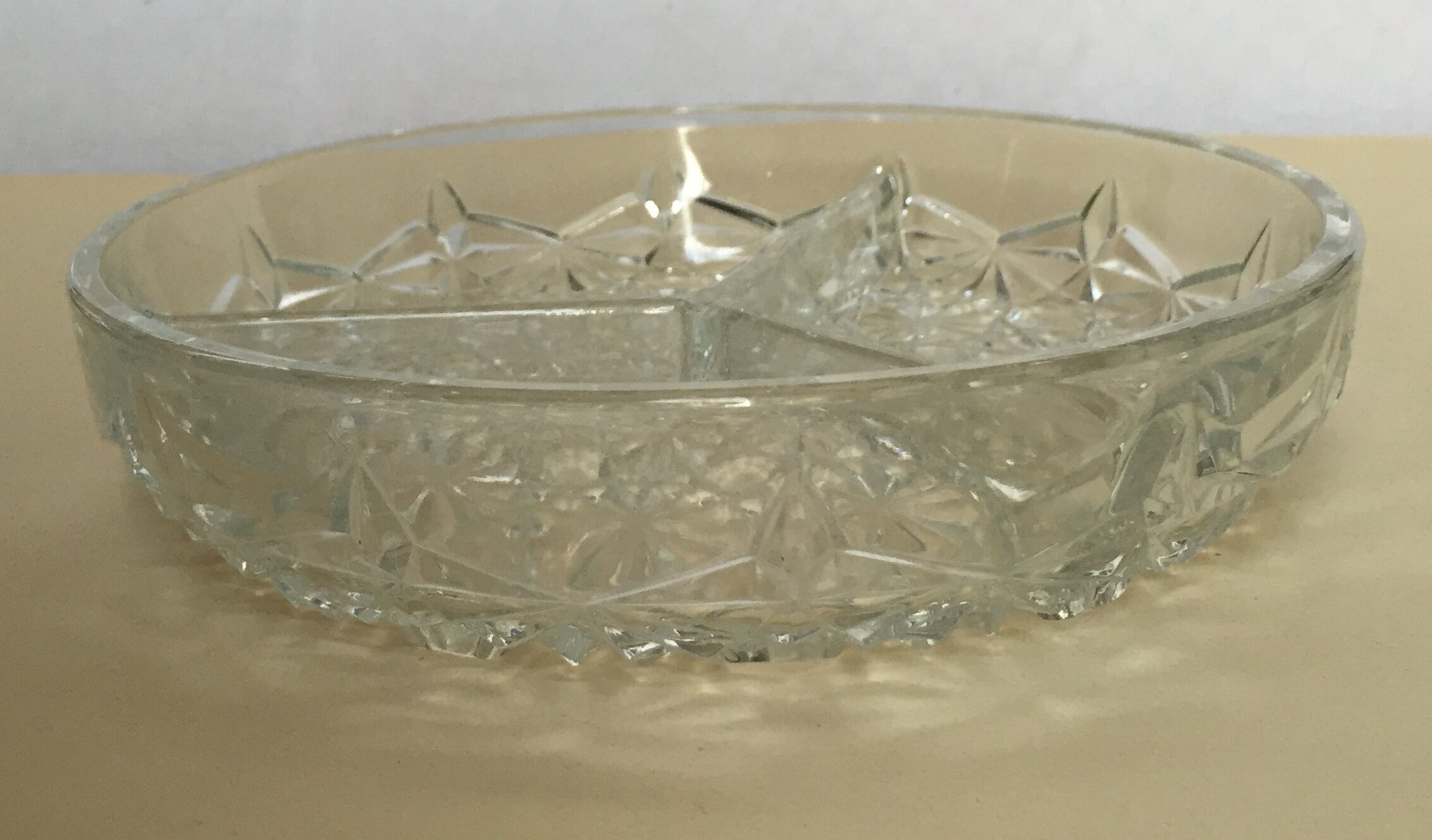 Dish for hors d'oeuvres