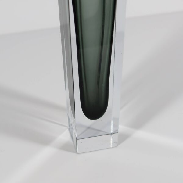 Vase soliflore Murano Sommerso géométrique, années 1970
