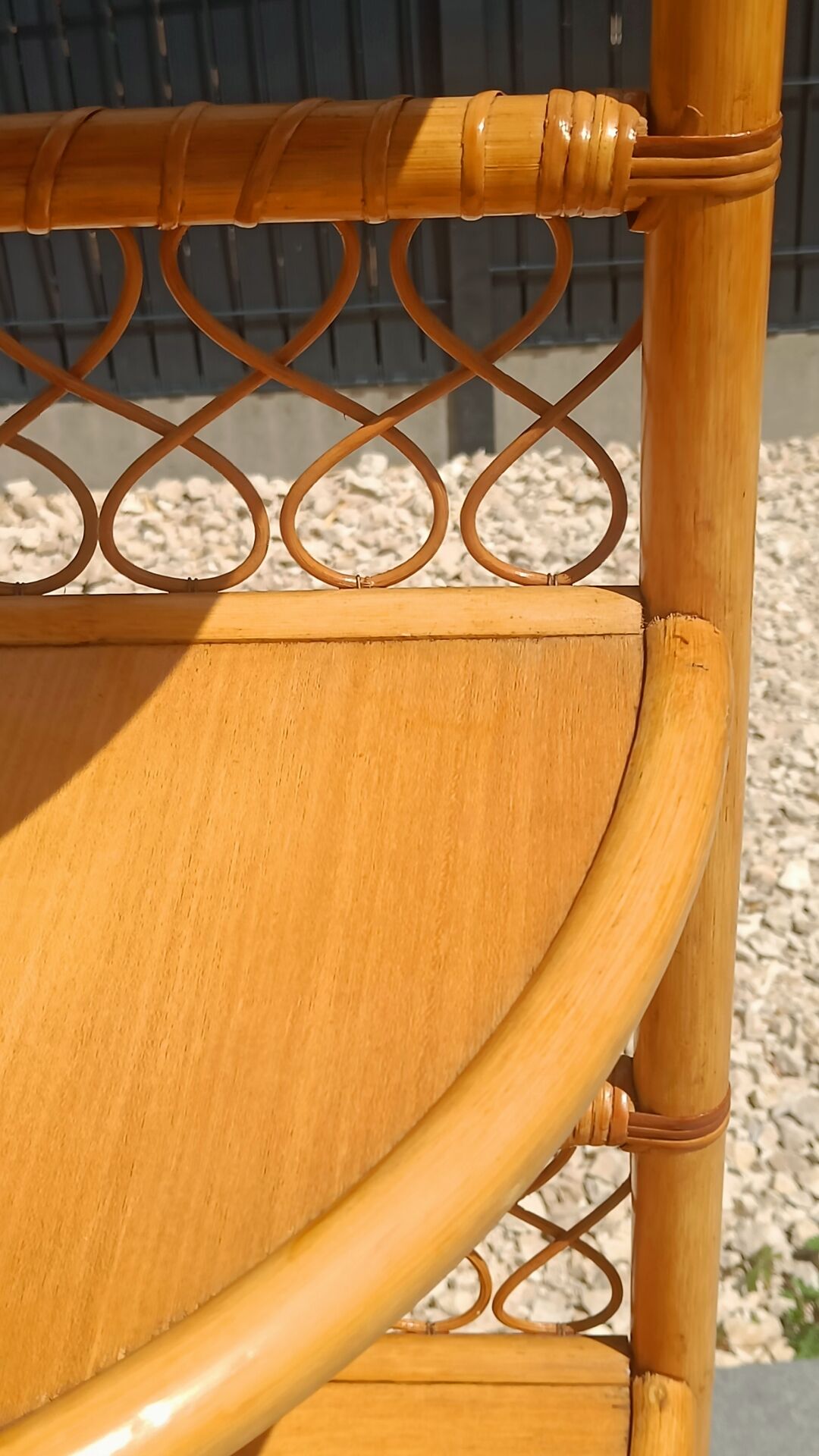 Vintage corner shelf in rattan – 1970s – Exceptional condition