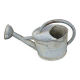 Zinc watering can with its apple