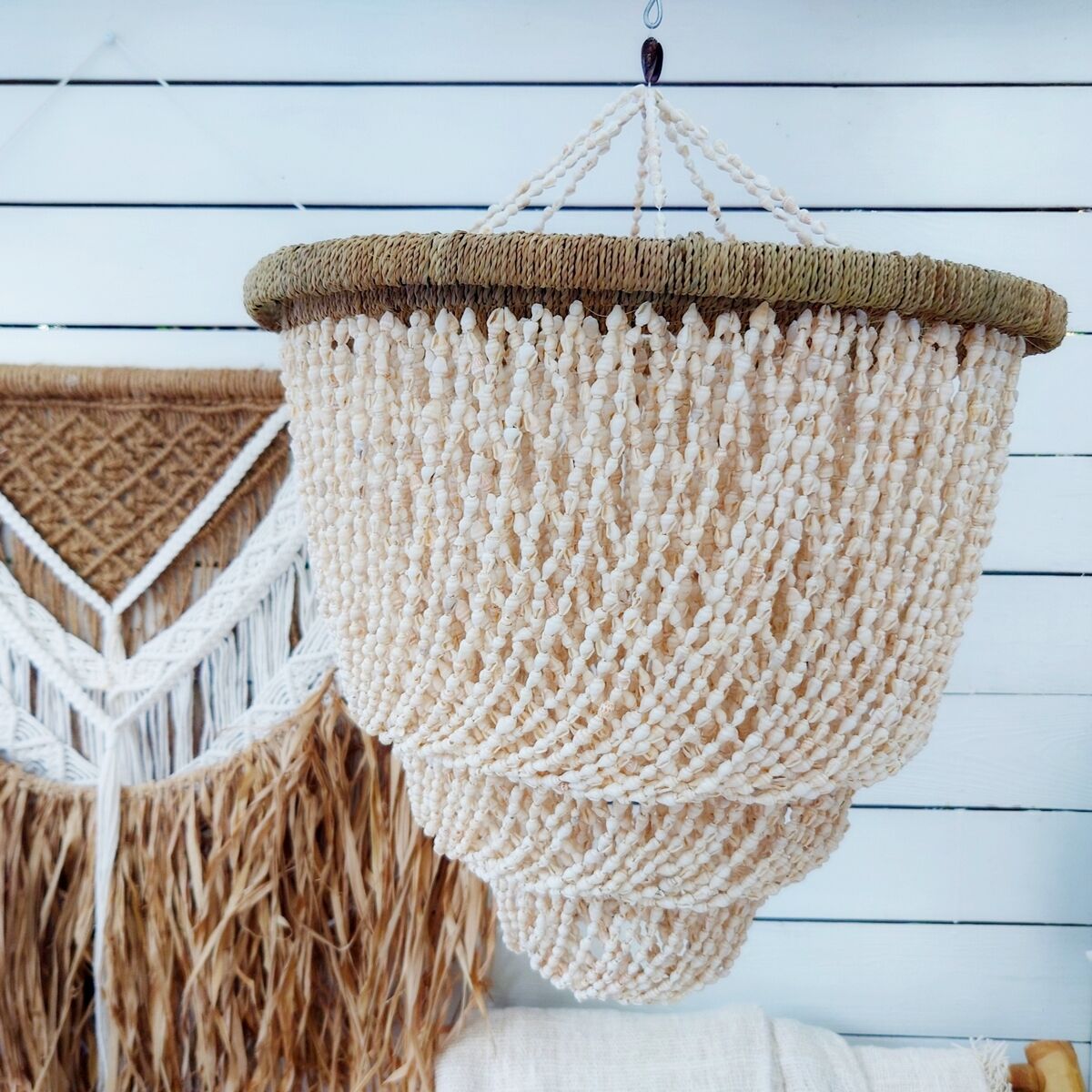 Nora shell pendant light - D50 cm