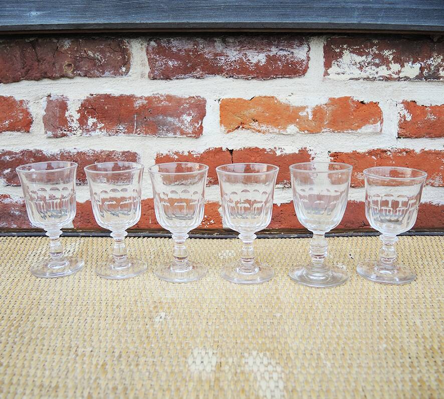 6 crystal goblets in gondola style from Baccarat (?) h 10.5 cm